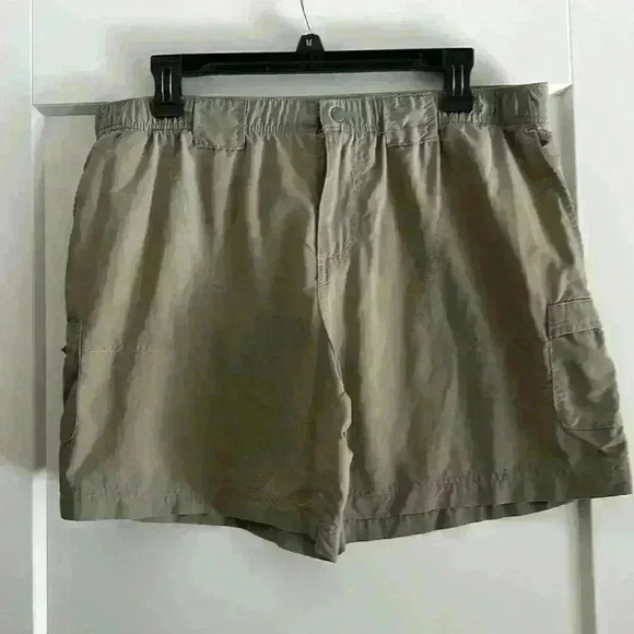 EUC ladies Columbia shorts Sz L - Picture 1 of 4